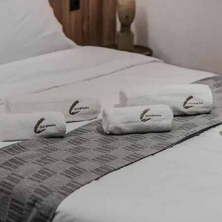 Cinnamon Apartment