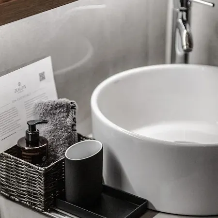 아파트 Cinnamon 볼로스